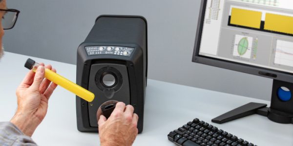 Ci7520 Sphere Benchtop Spectrophotometer - Image 2