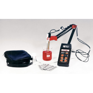 Digital pH/Temperature Meter
